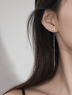 Aesthetic Piercings Ear Simple, Piercing Styles, Bts Earrings, Earrings Combo, Daly City, Ear Threader, Long Chain Earrings, Celestial Earrings, Earrings Ear