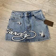 New Y2K Retro Gothic Sexy Denim Skirt Fashion Street Casual Letter Printing Casual Skirt Butterfly Ed Hardy Skirt, Mini Skirt Fashion, Pocket Embroidery, Velvet Dress Long, Y2k Skirt, Streetwear Jeans, Collared Shirt Dress, Retro Blue, White Skirt