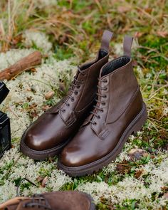 Our original country boot was created back in 1840. It set the standard for craftsmanship, style and reliability to which we aspire to this day. During World War II, Tricker's country boots were worn by British soldiers who appreciated their durability and ruggedness on the battlefield. Today, Tricker's country boots remain popular among outdoor enthusiasts, equestrians, and fashion enthusiasts alike. Derby Boots, Handmade Leather Boots, Bellows