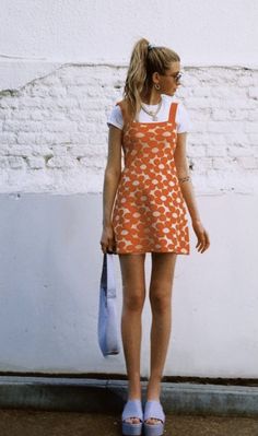 Spunky Outfits Aesthetic, Spring Retro Outfits, Summer 60s Outfits, 70s Inspired Outfits Summer, 70s Summer Aesthetic Outfits, 60s Summer Outfits, 70s Casual Outfits, 70s Summer Outfits, 60s Summer Fashion