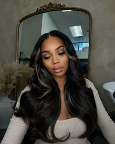 200s Hair, Black Hair Inspiration, Hair Inspired, Black Hair Balayage, Classy Hairstyles, Cute Hair Colors, Haute Hair, Black Hair With Highlights