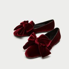 Handcrafted US sizing. Fits true to size. Chic Shoes Flat, Shopping Carts, Power Red, Velvet Flats, Flat Loafers, Claret Red, Velvet Loafers, Velvet Shoes, Butterfly Knot