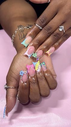 Vacation Nails Colorful, Nail Designs Multi Color, Extra Nails Designs, Vacation Nails Black Women, Different Nails, Acrylic Nail Set, Hard Nails, Duck Nails, Shoe Nails