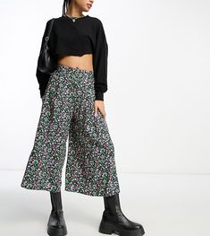 Leggings by New Look Petite Cart-worthy find Floral design High rise Wide leg Spring Floral Print High Waist Wide Leg Pants, Black Wide Leg Culottes For Spring, Black Elastic Waistband Culottes For Spring, Trendy Wide-leg Floral Print Pants, Black Wide-leg Culottes For Spring, Trendy Floral Print Wide-leg Pants, Black Bottoms With Floral Print For Spring, Spring Floral Print Wide Leg Pants, Trendy High-waisted Wide Leg Pants With Floral Print