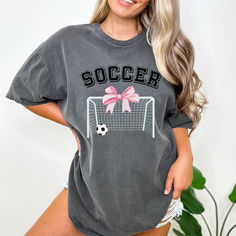 Soccer Mom Coquette Bow Comfort Colors T-Shirt – Perfect Gift for Soccer Moms! 

Celebrate Your Soccer Pride with Our "Soccer Mom" Coquette Bow Comfort Colors T-Shirt. 

Looking for the perfect Soccer T-Shirt or Soccer Shirt? Our "Soccer Mom" Coquette Bow Comfort Colors T-Shirt is a must-have for every proud softball mom out there! Ideal for those searching for Cute Soccer Shirts Cute Short Sleeve T-shirt For Game Day, Cute Short Sleeve Sports Tops, Soccer T Shirts, Travel Soccer, Soccer Team Gifts, Soccer Moms, Soccer Mom Shirt, Soccer T Shirt, Coquette Pink