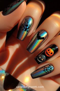 29 Halloween Nail Ideas to Stand Out This Spooky Season Halloween Nail Ideas, Quinceanera Nails, Black Halloween Nails, Black Designs, October Nails, Halloween Nail Designs, Halloween Nail, Halloween Nail Art, Autumn Nails