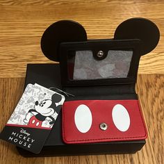 Inside Id Holder, Pocket In The Back And 2 Card Slots Inside Make Offers Mickey Mouse Card, Up The Movie, Disney Keychain, Disney Brave, Disney Frozen Olaf, Disney Up, Minnie Mouse Bow, Barbie Stuff, Disney Shanghai