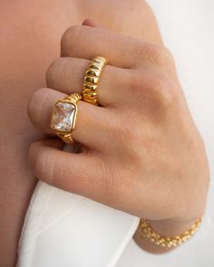 Gold Vintage Style Crystal Stone Ring Gold Plated Stainless Steel Crystal Stone 2024 Jewelry, Stainless Steel Texture, Faberge Jewelry, Model Shoot, Ring Crystal, Jewelry Aesthetic, Hot Jewelry, Nail Jewelry, Glamorous Style