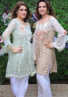 Suits Pattern, Short Kurtas, Asian Couture, Outfits Ladies, Short Frock, Design Saree, Designer Punjabi Suits, Pakistani Style, Suit Pattern