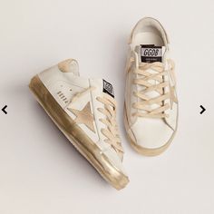 Women's Super-Star With Gold Sparkle Foxing And Metal Stud Lettering Leather Street Style, Golden Family, Goose Sneakers, Gold Sneakers, Exclusive Sneakers, Golden Goose Sneakers, Golden Goose Shoes, Star Sneakers, Super Star