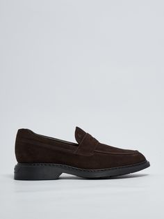 100% Leather Business Slip-ons With Calf Leather And Suede Lining, Business Slip-ons With Suede Lining In Calf Leather, Leather Moccasins With Suede Lining For Semi-formal Occasions, Semi-formal Leather Moccasins With Suede Lining, Luxury Suede Leather Shoes For Business Casual, Luxury Moccasins With Suede Lining For Business Casual, Luxury Business Casual Moccasins With Suede Lining, Rick Owens Jacket, Italian Luxury Brands