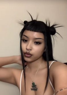 Unique Hairstyles With Bangs, Unique Hairstyles For Medium Length Hair, Micro Bangs Updo, Hairstyles For Micro Bangs, Rave Hairstyles With Bangs, Aesthetic Grunge Hairstyles, Cute Goth Hairstyles, Microbangs Hairstyles