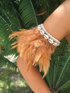 Goddess Costume Diy, Afro Jewelry, Sirens Fashion, Carnaval Tenerife, Fashion Show Themes, Hawaiian Crafts, Headpiece Diy, Goddess Costume, Lion King Art