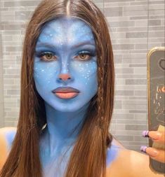 Avatar The Way Of Water Costume, Avatar Costume Women, Carnival Makeup Ideas, Avatar Outfit Ideas, Avatar Costume, Avatar Makeup, Avatar Halloween, Avatar Cosplay