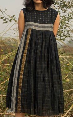 Sarees Dress Pattern, वेस्टर्न ड्रेस, डिजाइनर कपड़े, Recycled Dress, Frock Fashion