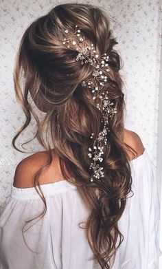 Vintage Hairstyles For Long Hair, Long Hair Vine, Long Bridal Hair, Beautiful Wedding Hair, Wavy Wedding Hair, Extra Long Hair, Bridal Hair Headpiece, Long Dark Hair