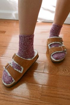 Socks With Birkenstocks, Socks And Birks, Birkenstocks With Socks, Birkenstock With Socks, Suede Slides, Brown Fits, Birkenstock Sandals, Socks And Sandals, Birkenstock Arizona