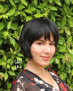 Hairstyles Ideas With Bangs, Short Hair For Chubby Faces, Short Hairstyles For Round Faces, Hair For Round Face Shape, Pixie Haircut Ideas, 50 Hairstyles, Dunner Wordend Haar, Bangs For Round Face, Small Hair Clips