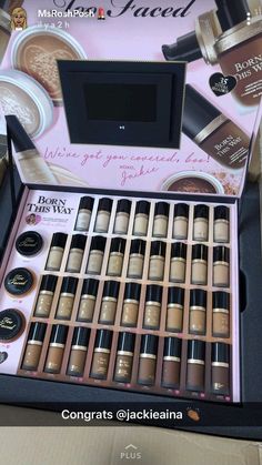 Makeup Pr Packages, Influencer Pr Package, Makeup Organizer Ideas, Makeup Packaging, Makeup Collection Goals, Organizer Ideas, Makeup Package, Makeup Is Life, Makeup Supplies