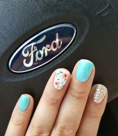 😍 Cute Nail Colors, Teal Nails, Spring Nail Designs, Accent Nail, Nails Polish, Nails 2020, Spring Nail Art, Spring Nail, Nail Designs Spring