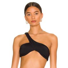 Nwt Asymmetrical Cross-Over Bikini Top In Black By Weworewhat. Brand New And Never Worn. The One-Shouldered, Pullover Shape Of This Top Is Crafted From Ruched Swim Fabric, Designed To Contour Under The Bust For A Snug Fit. Size: Xs Chic Party Swimwear With Asymmetrical Neckline, Black Asymmetrical Swimwear For Beach, Chic Bra-friendly Party Swimwear, Chic Black Asymmetrical Swimwear, Black Swimwear With Asymmetrical Neckline For Beach, Black Asymmetrical Neckline Swimwear For Pool, Chic Asymmetrical Swimwear For The Beach, Fitted Asymmetrical Party Swimwear, Asymmetrical Fitted Party Swimwear