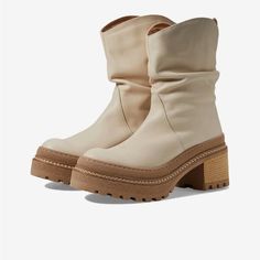 Free People Mel Slouch Boot. New, Never Worn. Bone Leather. Size 8 (38) Make An Offer! Slouched Boots, Free People Shoes, Bootie Boots, Bones, Ankle Boots, Free People, Women Shoes, Cream, Boots