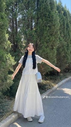 Credits to the real owner Outfit Idea Asian, Acubi Cardigan Outfit, Ootd Ideas Simple, Casual Japanese Outfits, Sawako Style, Soft Long Skirt, Makeup Looks Korean, Makeup Looks Asian