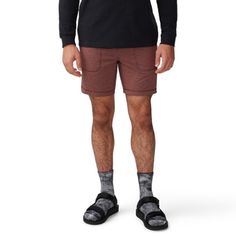 Hit the crag or campsite in comfort with the men's Mountain Hardwear Chillaction shorts. The Dream Knit fabric has a soft feel and plenty of stretch for full range of motion when you're on the go. Mountain Hardwear, Rei Co-op, Range Of Motion, The Dream, The Man, Mens Shorts, The Go, Knit Fabric, Knitted Fabric