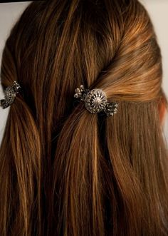 Targaryen Hairstyles, Angelic Essence, Hair Jewerly, Fashion On A Budget, Hair Accessories Pins, Hair Jewels, Hair Up Styles, Hair Pin, Hair Dos