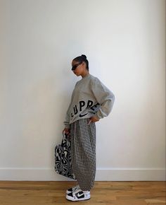 Wuzgood Outfits, Tee And Dress Outfit, Feminine Streetwear Aesthetic, Wuzg00d Outfits, Monochrome Summer Outfit, Genderless Aesthetic, Spring Street Fashion, Streetwear 2024, Spring Basics