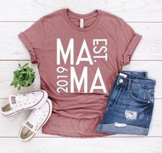 Formal T-shirt for ladies by @Womensfashiongallery#youtube#youtubeshorts#ytshorts#viral#subscribe Personalized Shirts For Women, Mom T Shirts Vinyl, Heat Press Shirts Design, Cute Mom Shirts Vinyl, Mama Shirt Designs, Vinyl Shirts For Women, Cricut Mom Shirts, Mom Shirts Vinyl Funny