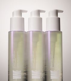 The first step in your cleansing ritual, this silky oil cleanser leaves skin soft, hydrated, and refreshed. Specifically designed to rinse clean, this lightweight oil cleanser has a refined texture that gently glides onto skin for an effortless experience that eliminates the need for harsh scrubbing and pulling. Dirt, oil, SPF, and even waterproof makeup gently dissolve as a fatty acid complex derived from bioactive green algae works to fortify the skin’s moisture barrier. A luxe combination of Cleanser Packaging, Cleanse Ritual, Double Cleanse, Cleansing Ritual, Skin Washing, Skincare Packaging, Green Algae, Primrose Oil, Oil Cleanser