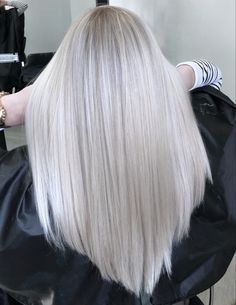 White Grey Blonde Hair, Blonde Highlights Silver, Bright Silver Blonde Hair, Metalic Blond Hair, Ice White Blonde Hair, Blond Hair Platinum, Cool Ice Blonde Hair Color, White Silver Blonde Hair, Platinum Blonde Heavy Highlights