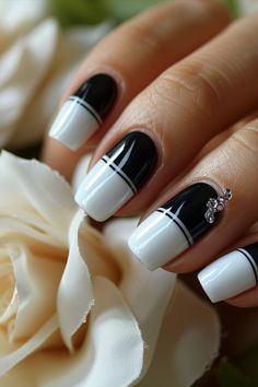 White Nail Designs 2024 Black And White Acrylic Nails Designs, Simple Elegant Nail Designs, Black And White Nail Design, Gala Nails, Black And White Nail, Stylish Nail Art, Black And White Nail Art, 3d Nail Art Designs, Funky Nail Art