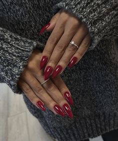 September Pedicure Colors 2024, Feminin Nails, Christmas Nails Red Designs, Red Gel Acrylic Nails, Almond Nails Red Design, Red Nail Designs Classy, Long Red Almond Nails, Autumn Nails Inspiration, Red Gel X Nails