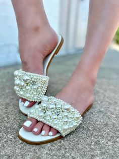 Steve Madden Knicky Sandal In Ivory - Infinity Raine Indian Footwear, Diy Shoe, Pearl Sandals, Crafting Inspiration, Jewel Wedding, Shoes Flats Sandals, Cozy Chic, Hot Shoes, Heels & Wedges