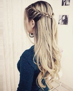 Balayage Blonde, Medium Long Hair, Effortless Hairstyles, Hairstyle Gallery, Chic Hairstyles, Long Blonde, Trending Hairstyles