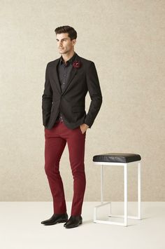 Burgundy Pants Men, Red Jeans Men, Fashion Blazer Outfits, Burgundy Pants Outfit, Red Pants Men, Red Pants Outfit, Smart Clothing