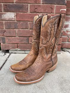 Corral Men's Brown Narrow Square Toe Cowboy Boots A4229-Painted Cowgirl Western Store Men’s Cowboy Boots, Square Cowboy Boots, Square Toe Boots Outfit, Suit With Cowboy Boots, Mens Western Boots, Brown Cowboy Boots Outfit, Cow Boy Boots, Cowboy Boots Men, Head Over Boots