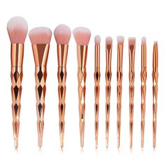 itsJustMakeup Price: 45.99 & FREE Shipping #makeupideas Makeup Brush Set Best, Makeup Brushes Set, Makeup Geek, Buying Diamonds, Artistry Makeup, Makeup Brush Set, Professional Makeup, Makeup Art, Powder Brush