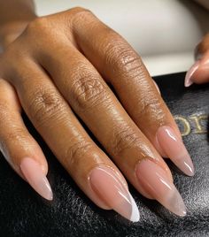 Neutral Nails Almond Shape, Almond Shaped Nails Long, Short Almond Gel Nails, Neutral Nails Almond, Soft Girl Nails, Short Stiletto, Girl Nails