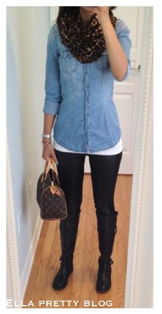 Look Legging, Jean Shirt, Panel Leggings, Boating Outfit, Lv Bags, Chambray Shirt, White Tee