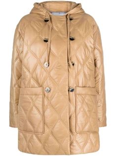 This quilted jacket from GANNI reflects modern Danish style, featuring a drawstring hood and a chic double-breasted button closure. Ideal for enhancing casual outfits, it combines functionality with trendiness.

- Color: Sand beige
- Fabric: 100% Polyamide outer; 100% Polyester lining
- Features: Long sleeves, two front patch pockets, straight hem
- Model height: 1.78 m, wearing size 36
- Made in China Ganni Jacket, Planet People, Shades Of Beige, Sand Beige, Outerwear Coats, Quilted Jacket, Outerwear Women, Jacket Outfits, Outerwear Jackets