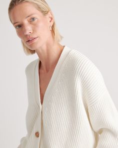 With this cardi, you're one step closer to going all-organic in your closet. Our 100% Organic Cotton Fisherman Boxy Cropped Cardigan is the same style and fit you love (pulled from the oversized, slouchy-chic silhouette of our five-star-rated 100% Organic Cotton Oversized Boyfriend Cardigan) but updated with a cool, cropped length. We'd go as far as to say that it's a year-round layering essential. Break out those high waist jeans and let's do this.  | Quince | Women's Fisherman Boxy Cropped Car Slouchy Cardigan, Boyfriend Cardigan, Cocoon Cardigan, Jenni Kayne, Cropped Cardigan Sweater, One Step Closer, Merino Wool Cardigan, Womens Cashmere, Ribbed Cardigan