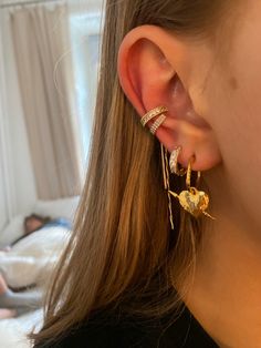 Accessory Inspo, Cool Ear Piercings, Luxe Jewelry