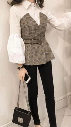 Korean Style Outfit, Fashion Tops Blouse, Woman Suit Fashion, Stylish Work Outfits, Stylish Dresses For Girls, Fashion Attire, Fashion Design Clothes, Suit Fashion