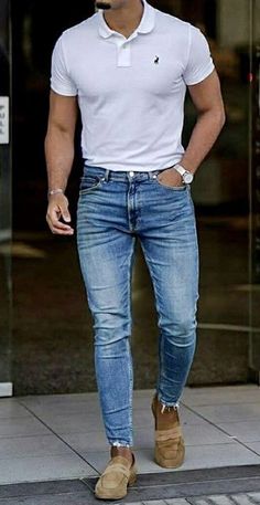 Men's Jeans Outfit, Blue Jeans Outfit Men, Men's Winter Fashion, My Fashion Style, Suits Tuxedo, Looks For Summer, Polo Shirt Outfits, Jeans Outfit Men