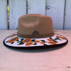 Stone Hats - Felt Hats for Women / Felt Hats for Women

 Women's Felt Hat Description: Western felt hats for women from Stone Hats. Beautiful brown felt material on the crown of the hat with happy embroidered sunflowers surrounding the brim.

 Description of the Felt Hat for Women: Felt hat for women from Stone Hats. Beautiful brown felt material on the crown of the hat with happy embroidered sunflowers surrounding the skirt of the hat.

 Available Sizes for Women's Felt Hats / Available Sizes Felt Hats For Women, Embroidered Sunflowers, Felt Hats, United State, Felt Material, Hat For Women, Felt Hat, The Crown, Boxing