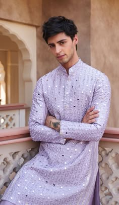 Lilac Kurta For Men, Lavender Colour Kurta For Men, Lavender Outfit Men, Kurta With Dupatta Men, Lavender Kurta Men, Mehendi Outfits For Men, Purple Kurta For Men, Lilac Sherwani, Lavender Suit