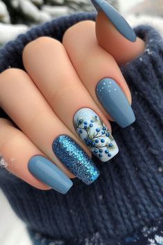 Flat Blue Nails, Blue Plaid Nail Art, Shades Of Blue Nail Designs, Winter Blue Nail Ideas, Nails For Winter 2024, Christmas Builder Gel Nails, Light Blue Fall Nails, Holiday Nails Ideas, Christmas 2024 Nail Trends